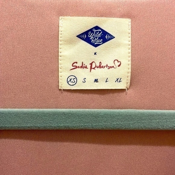 Wild Blue - Sadie Robertson Collection - Dusty Pink Ruffle Criss Cross Dress - Picture 3 of 5